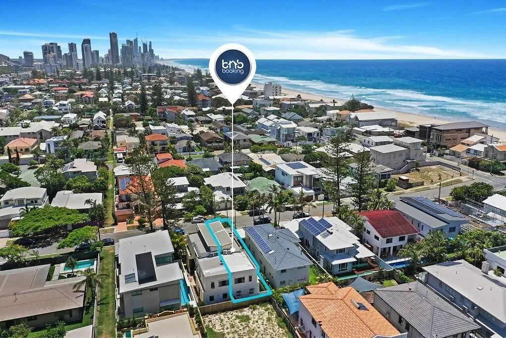 Beach Side Bliss Mermaid Beach, 3Bd - Heated Pool Gold Coast 0*,  Australia