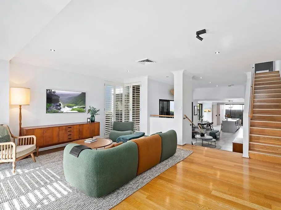 Beach Side Bliss Mermaid Beach, 3Bd - Heated Pool Gold Coast Australia